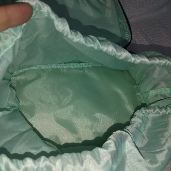 Modella Cosmetic Train Case - Picture 7 of 7